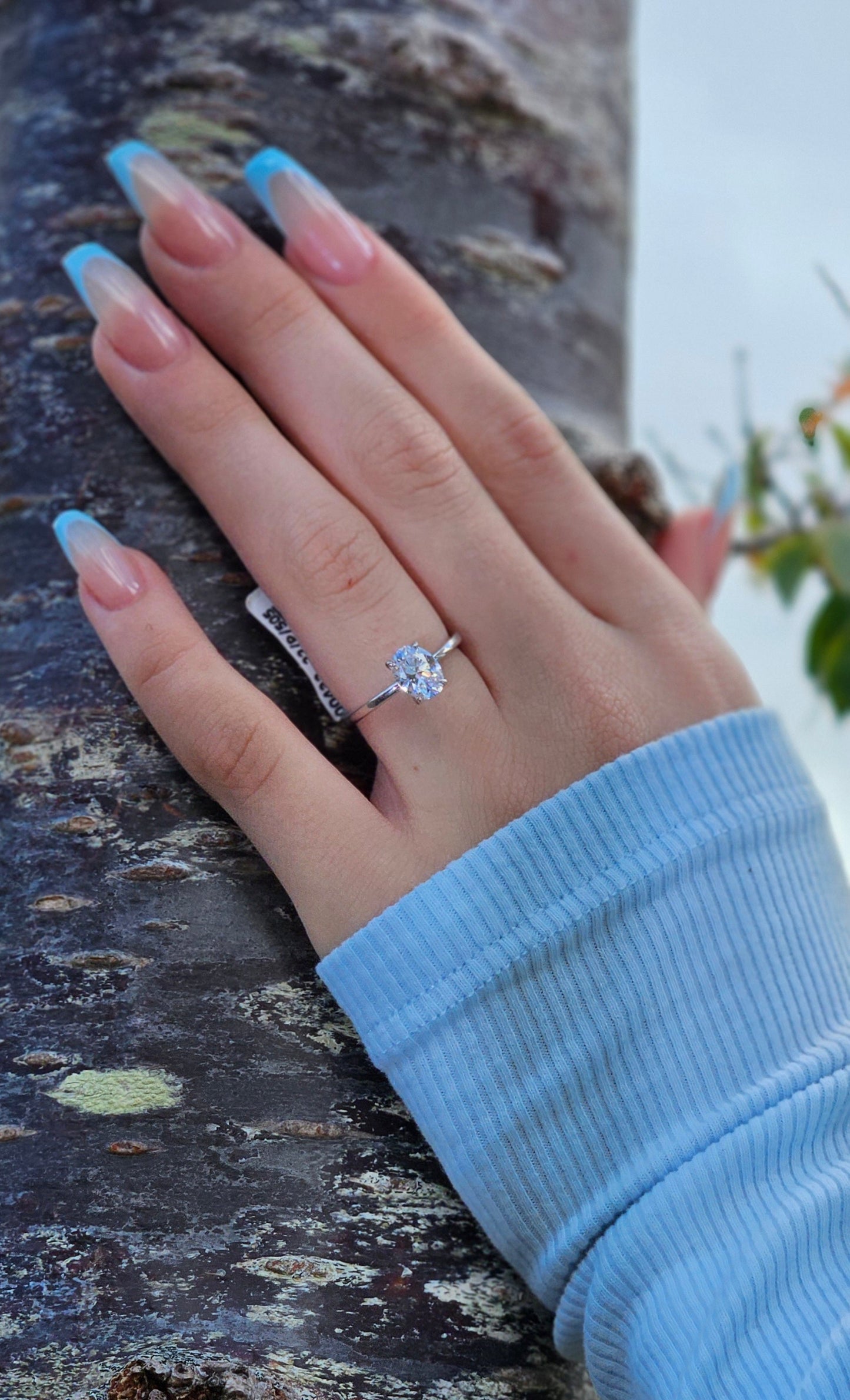Oval Solitaire Ring - Platinum