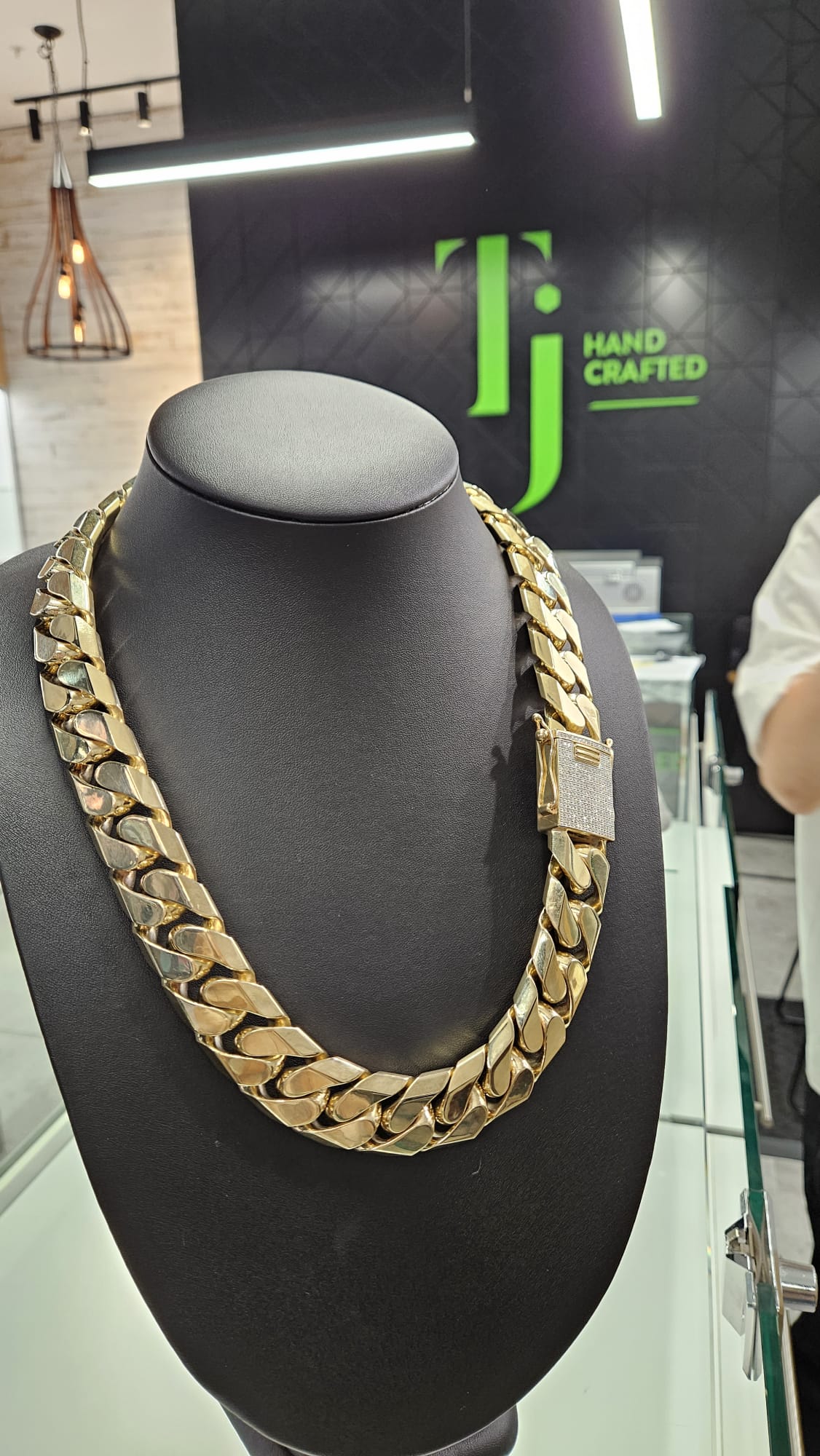 Cuban Link 10kt Diamond Clasp 500g NZD50000