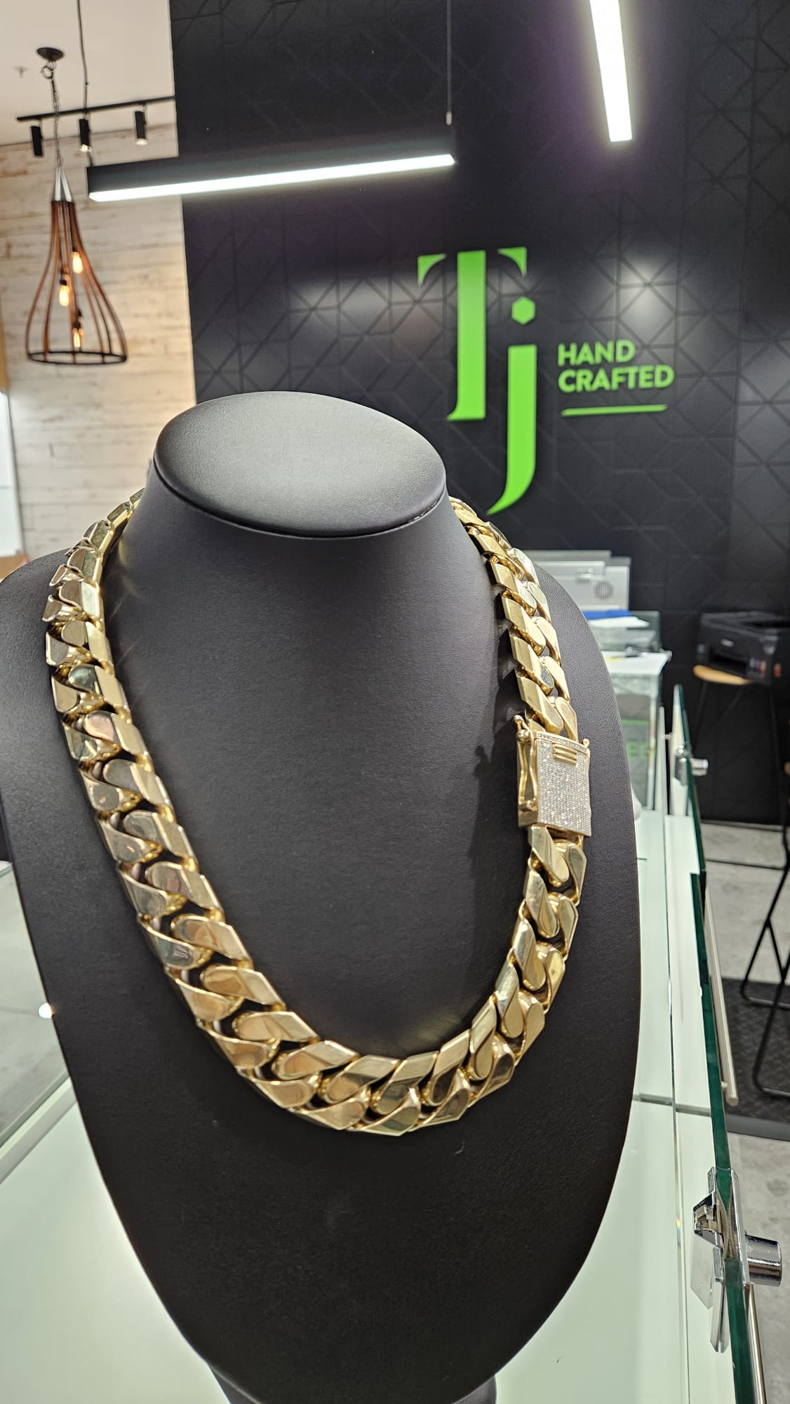 Cuban Link 10kt Diamond Clasp 500g NZD50000