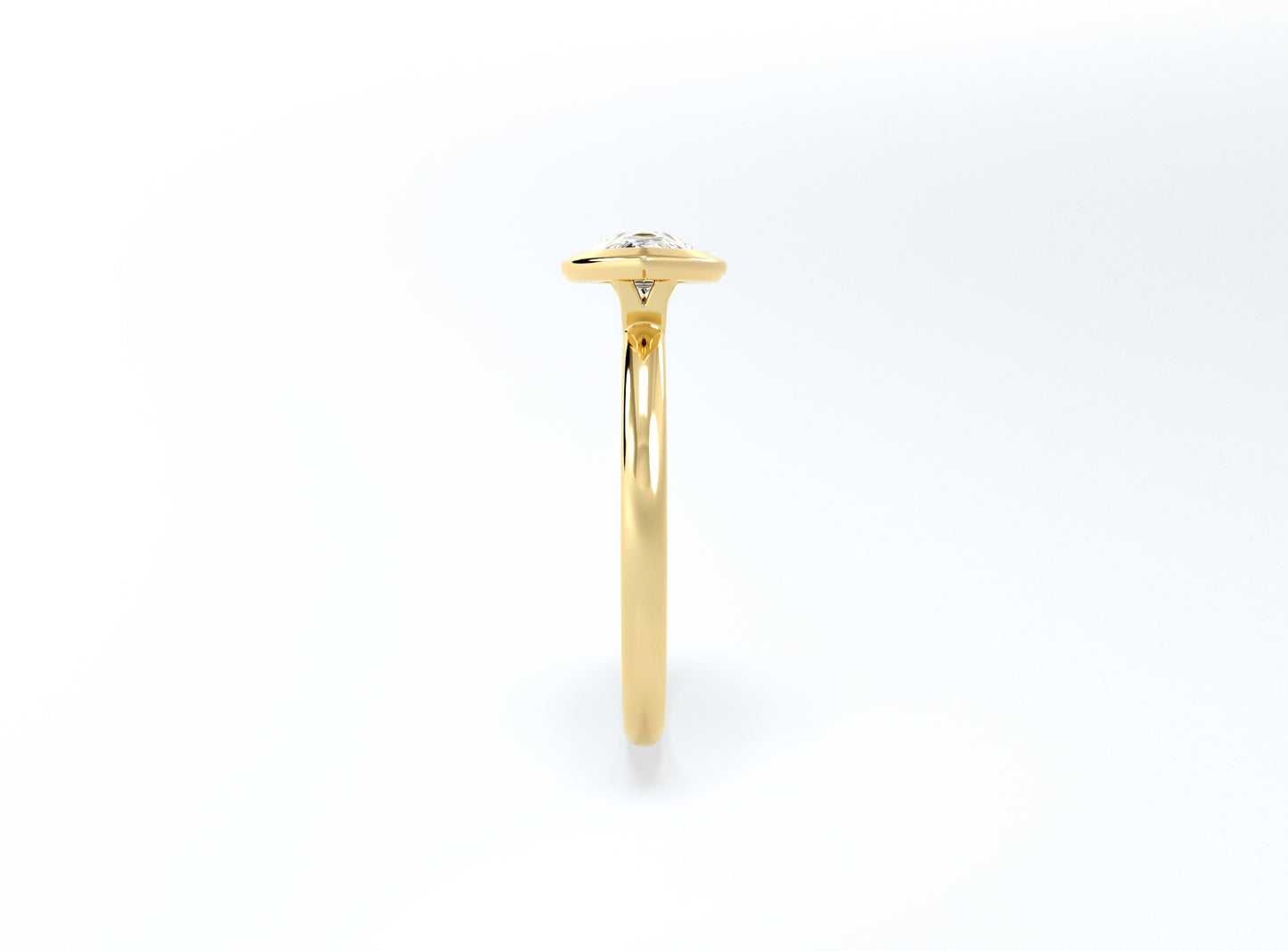Pear Bezel Ring - Yellow Gold - Bodega