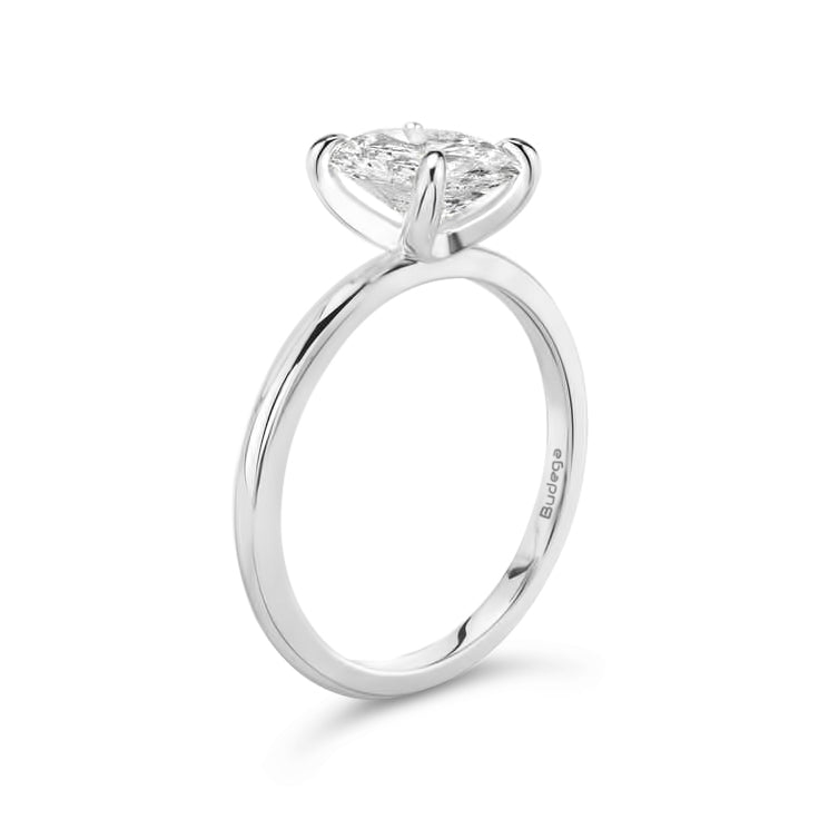 Oval Solitaire Ring - Platinum - Bodega