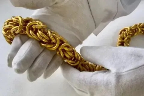 How Many Grams Should a Gold Chain Weigh