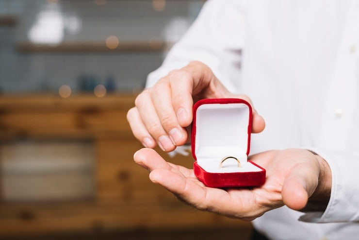 Are Oval Engagement Rings More Expensive?