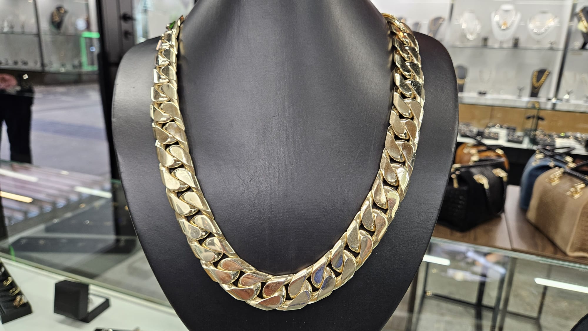 Custom Gold Chain Cuban Link 300g NZD 29500