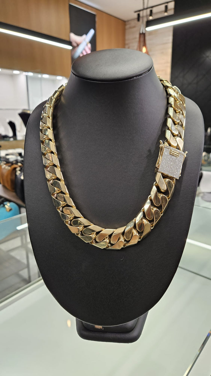 Enlace cubano 10kt Cierre de diamante 500g MXN 75000