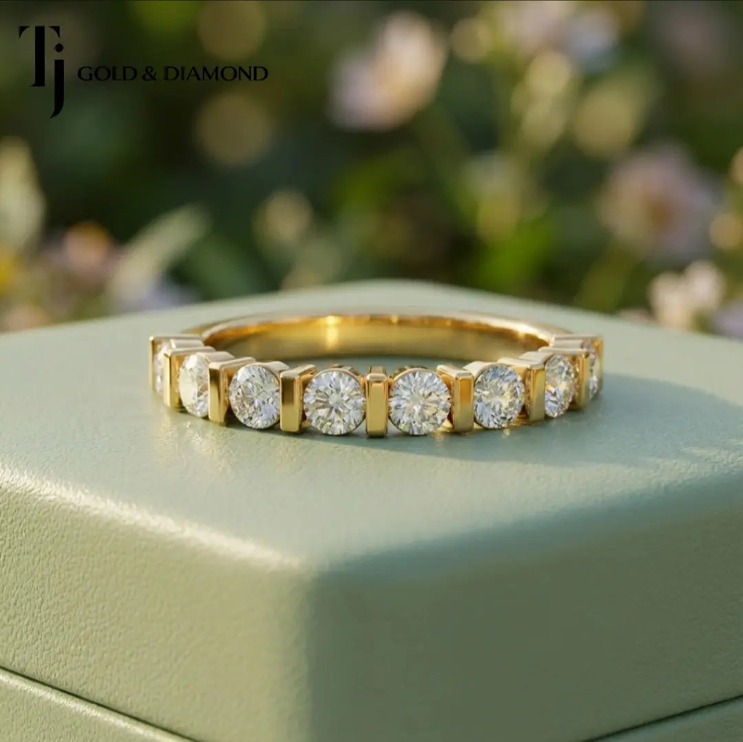 Front view of Bar Half Eternity diamond wedding band in 18kt yellow gold, round brilliant lab-grown diamonds set between gold bars