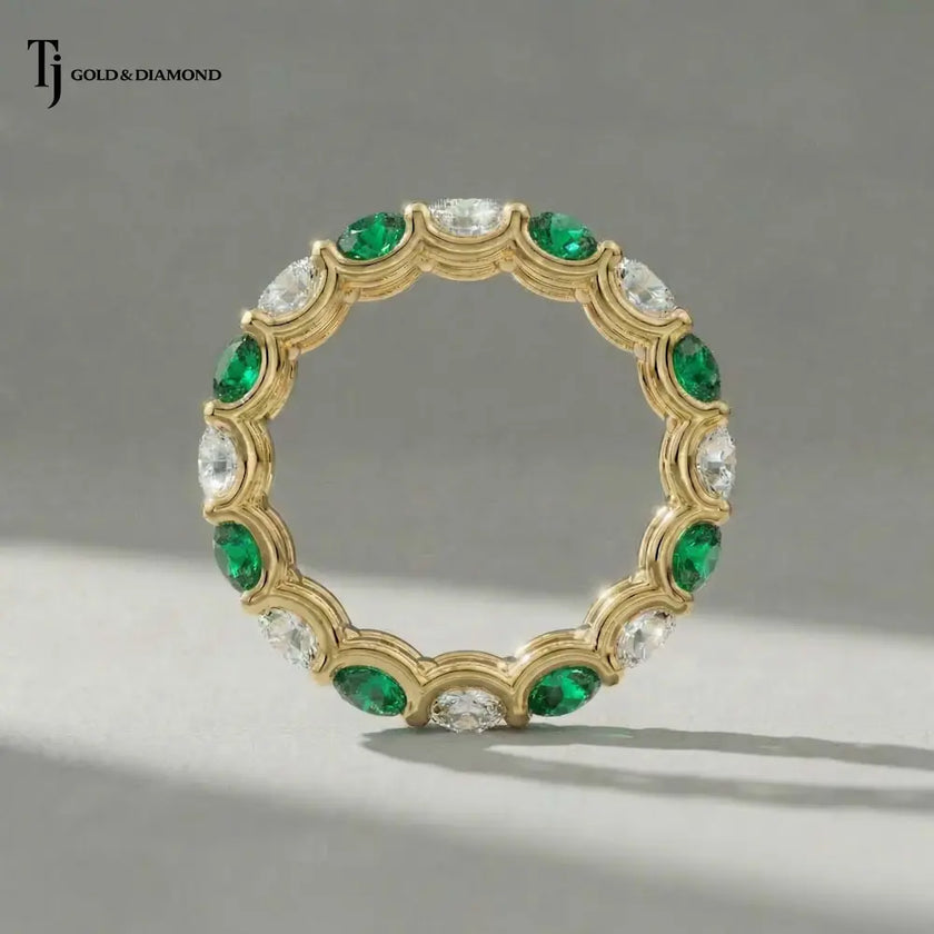 Created Emerald & Diamond Full Eternity Ring – 18kt Yellow Gold