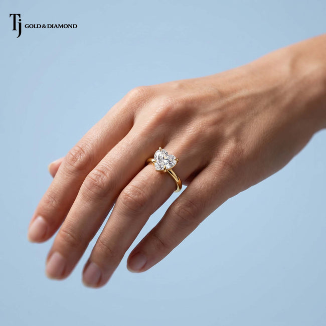 4-Claw Heart Solitaire Diamond Ring - Yellow Gold