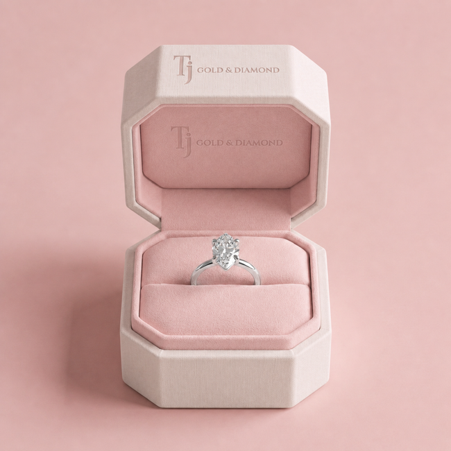 4-Claw Marquise Cut Solitaire Diamond Ring - White Gold ( Platinum)