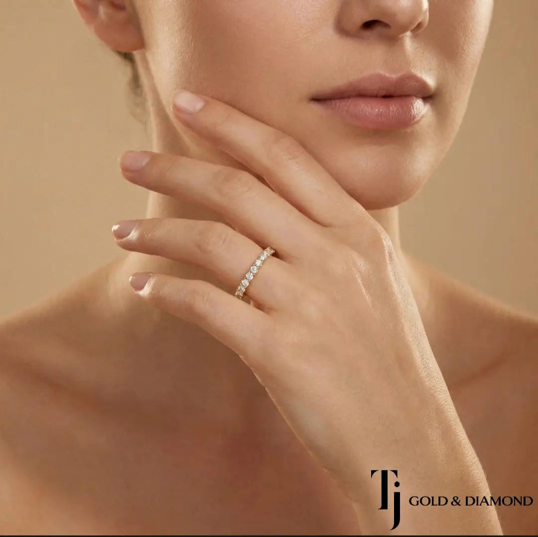 Scallop Half Eternity Diamond Wedding Band — 18kt Yellow Gold