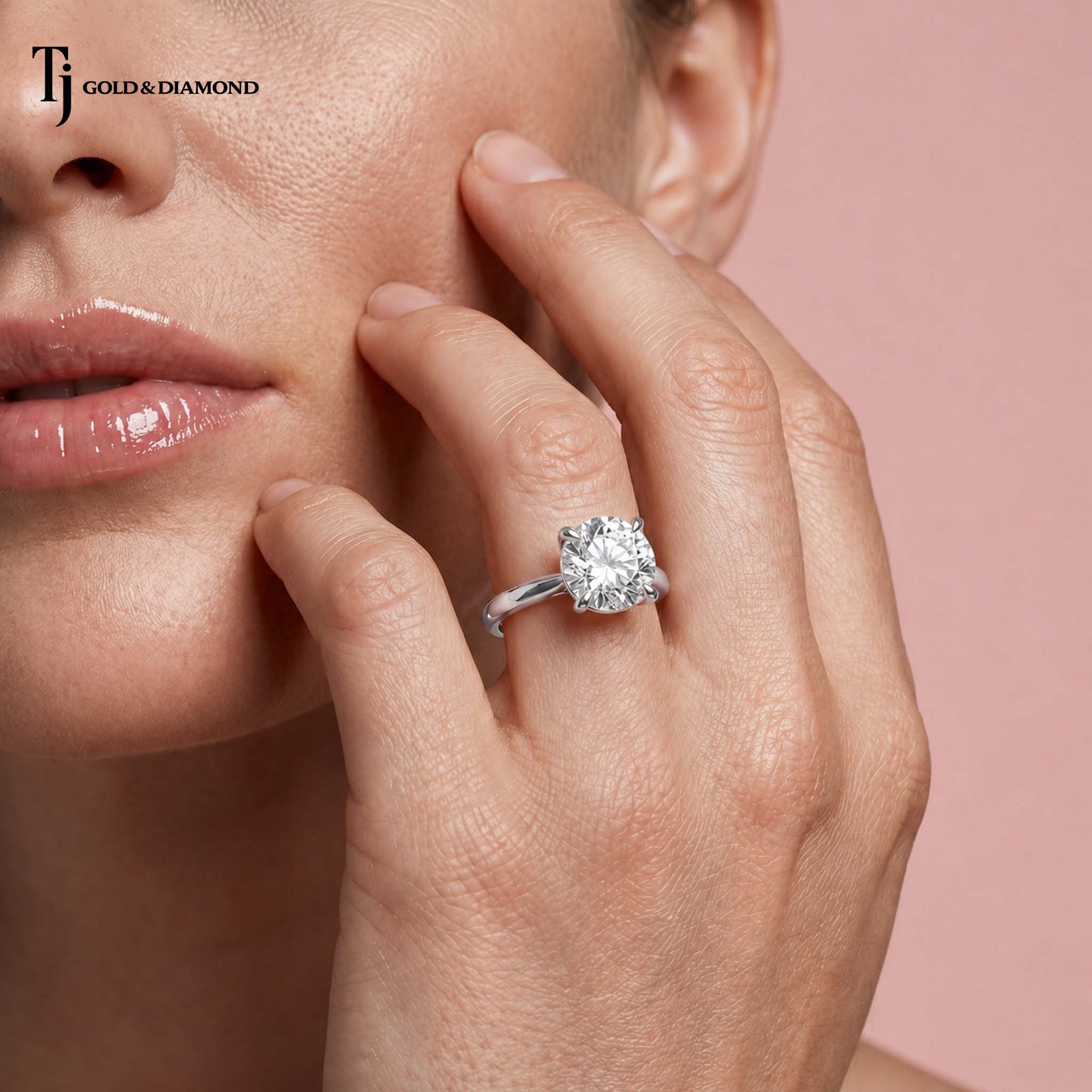4 Claw Round Brilliant Solitaire Ring - Platinum