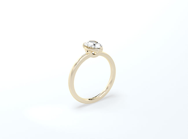 Pear Solitaire Ring - Yellow Gold - Bodega