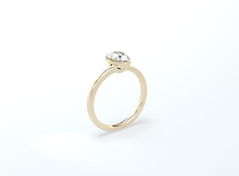 Pear Solitaire Ring - Yellow Gold - Bodega