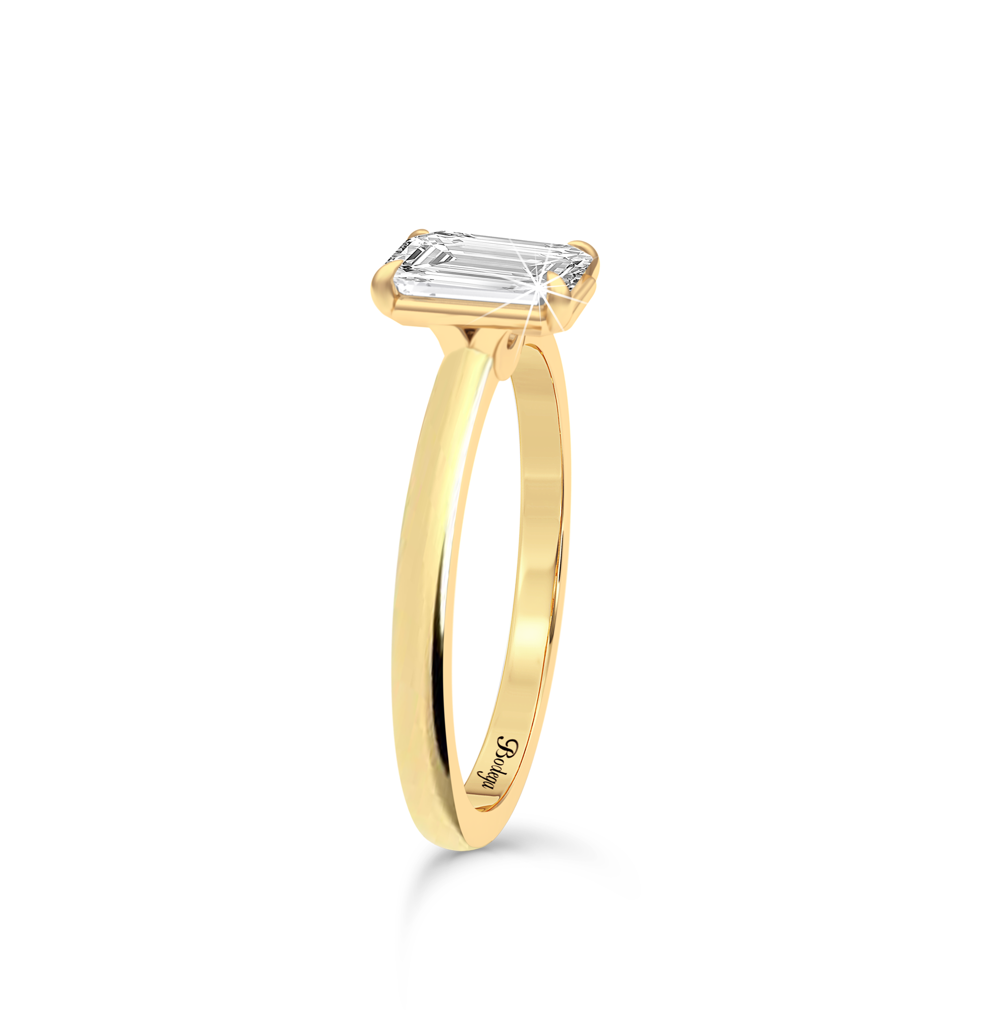 Emerald Cut Solitaire Ring in flush setting - Yellow Gold - Bodega