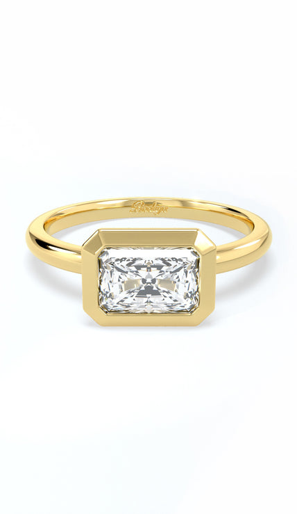 Radiant Cut Bezel Ring - Yellow Gold - Bodega