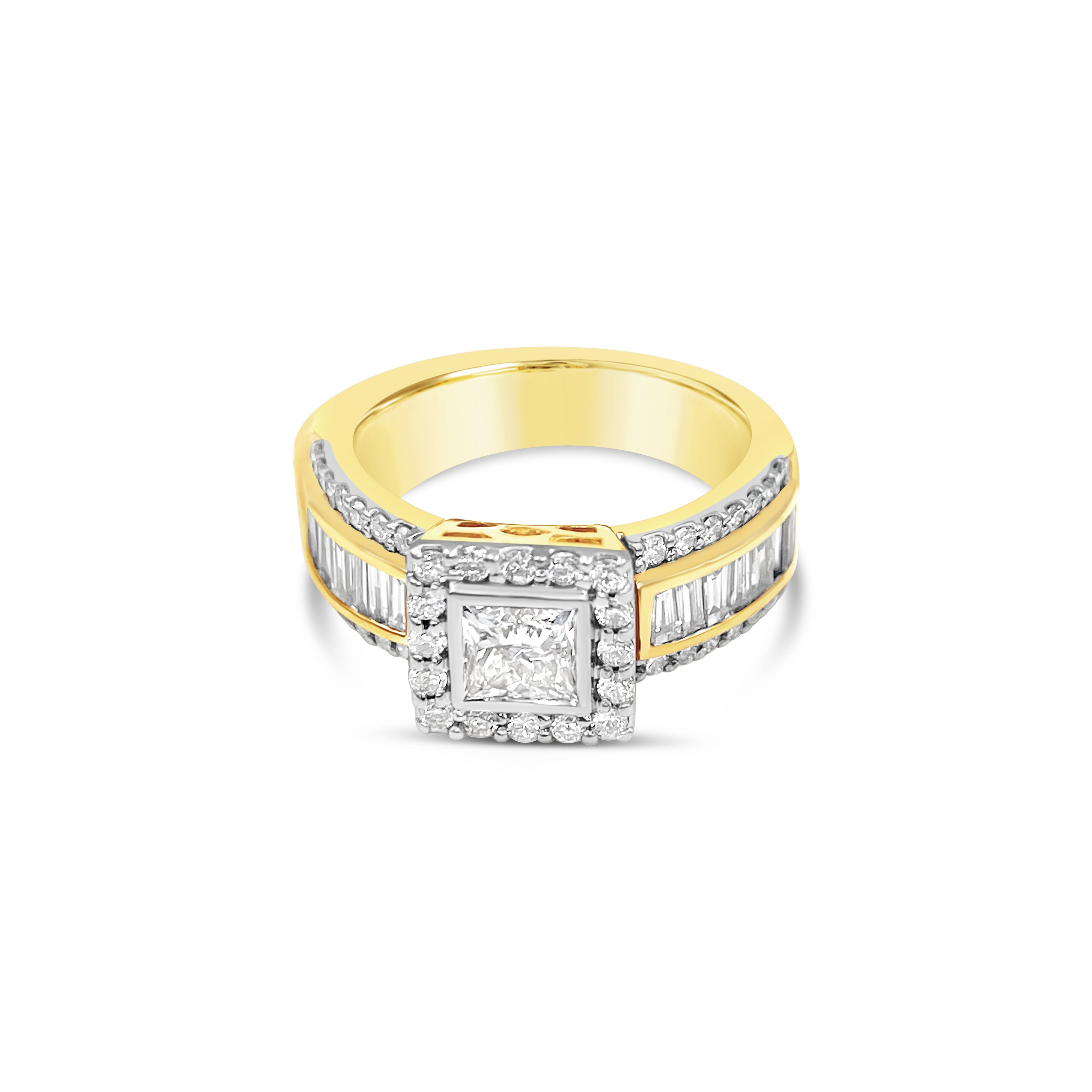Princess cut diamond ring with Emerald & Round halo - 2 tone - Bodega