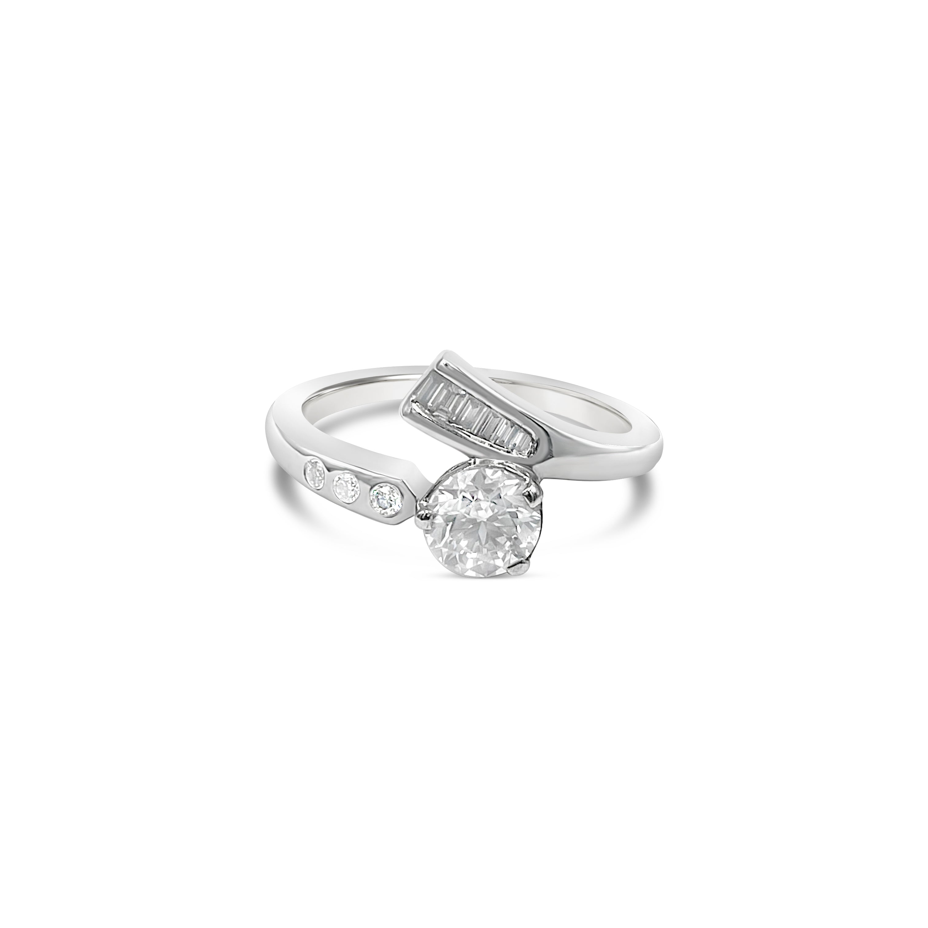 Round Brilliant accent ring - Platinum - Bodega