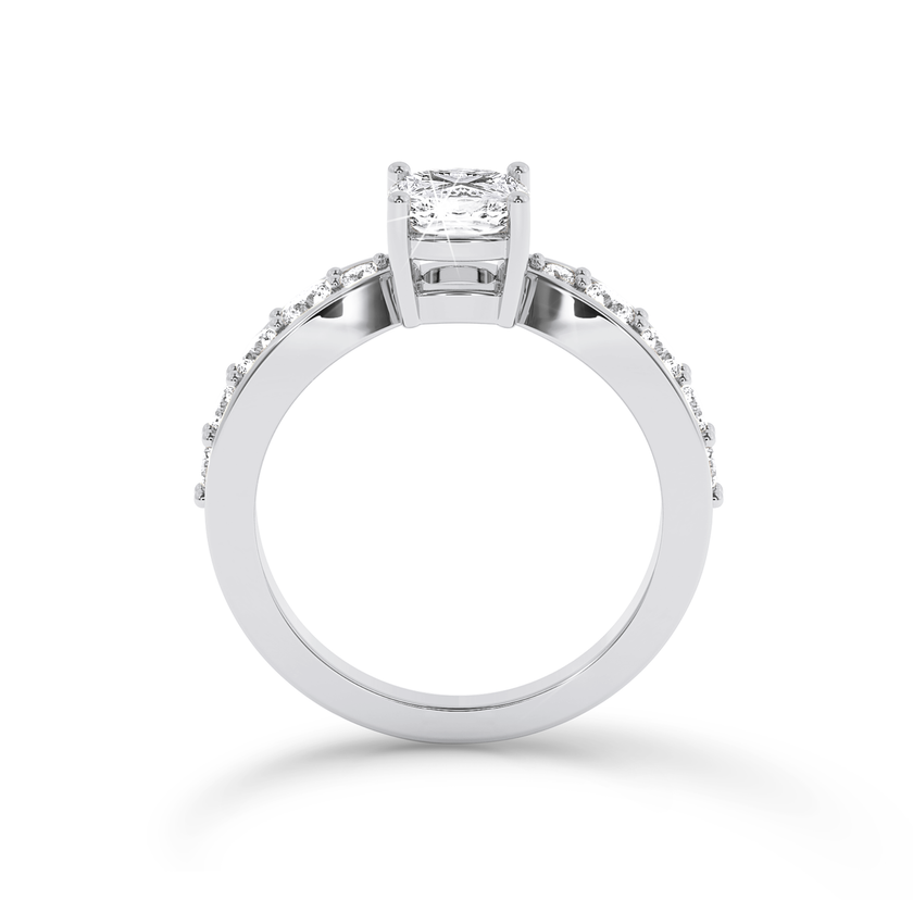 Cushion Cut ring with graduated shoulder stones- Platinum - Bodega